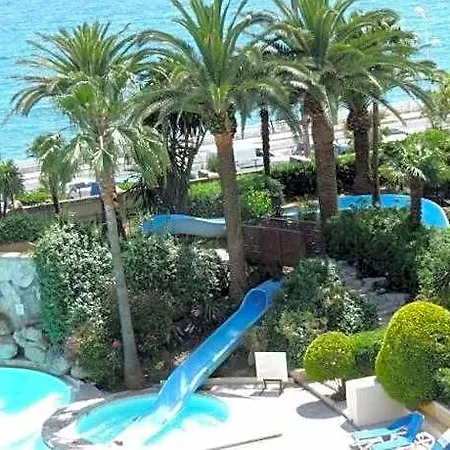 La Palme D'azur Verrerie 3* كان
